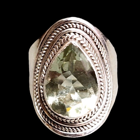 Sterling silver chunky tear drop ring with green stone size 7.25 - Picture 5 of 7